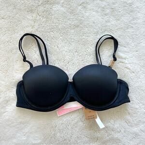 Copied - NWT!! PINK women bra 32B Retail 36.95$